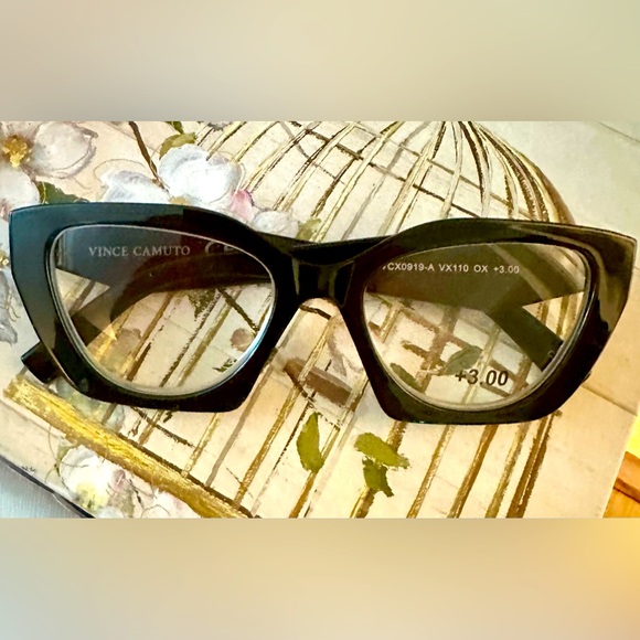 (SOLD) NWOT Vince Camuto Premium Reading Glasses - Picture 5 of 14